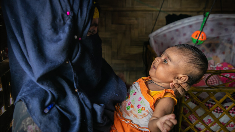 Parvina, 17, is a Rohingya refugee living in Bangladesh. She got married at 15 and is now a mum.