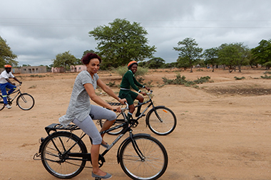How bicycles have rescued girls in Zimbabwe | World Vision UK